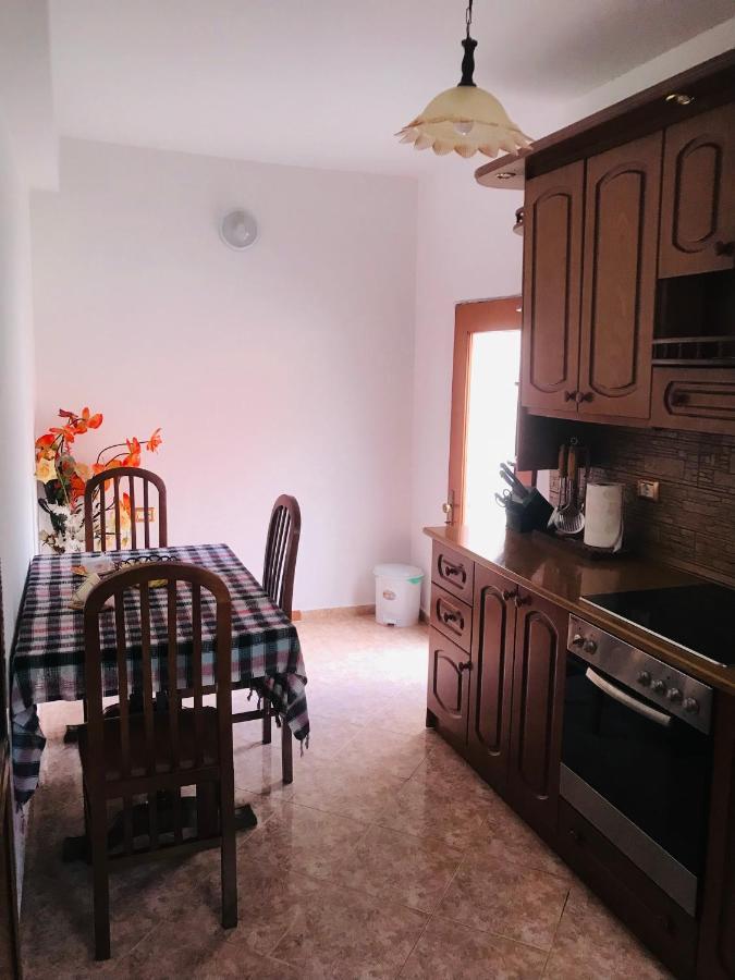 Jemin Apartment Berat Exterior foto